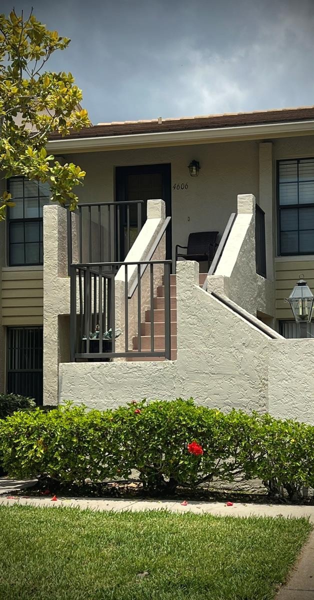4606 WEYBRIDGE #26