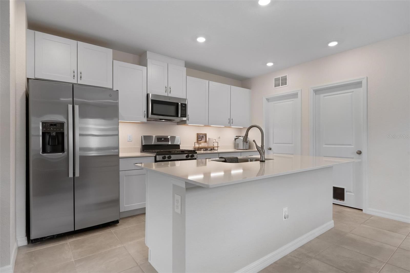 9108 TEQUILA SUNRISE DR