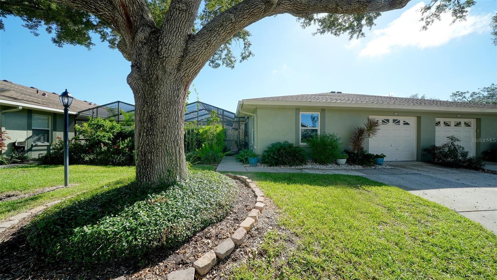 4091 CENTER POINTE PL #40A