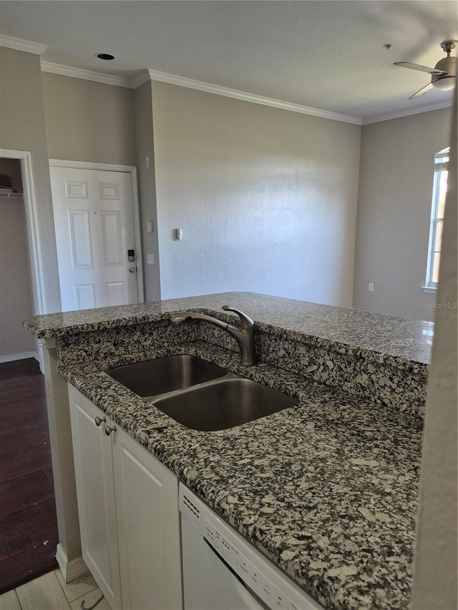 5146 NORTHRIDGE RD #309