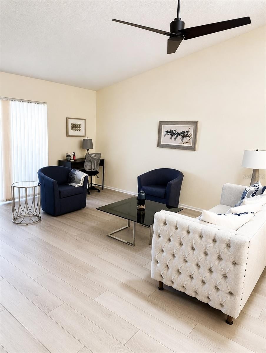 1211 CAPRI ISLES BLVD #122