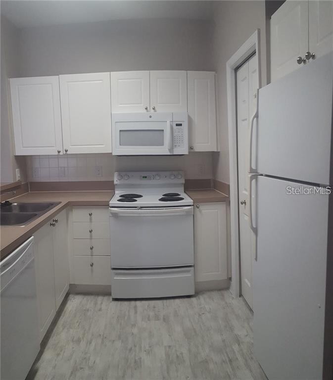 5152 NORTHRIDGE RD #204