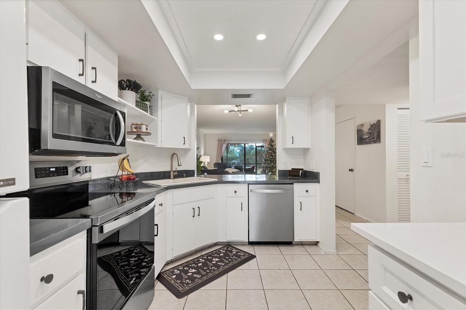 7203 CURTISS AVE #1C