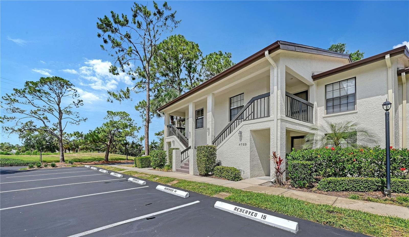 4729 WINSLOW BEACON #11