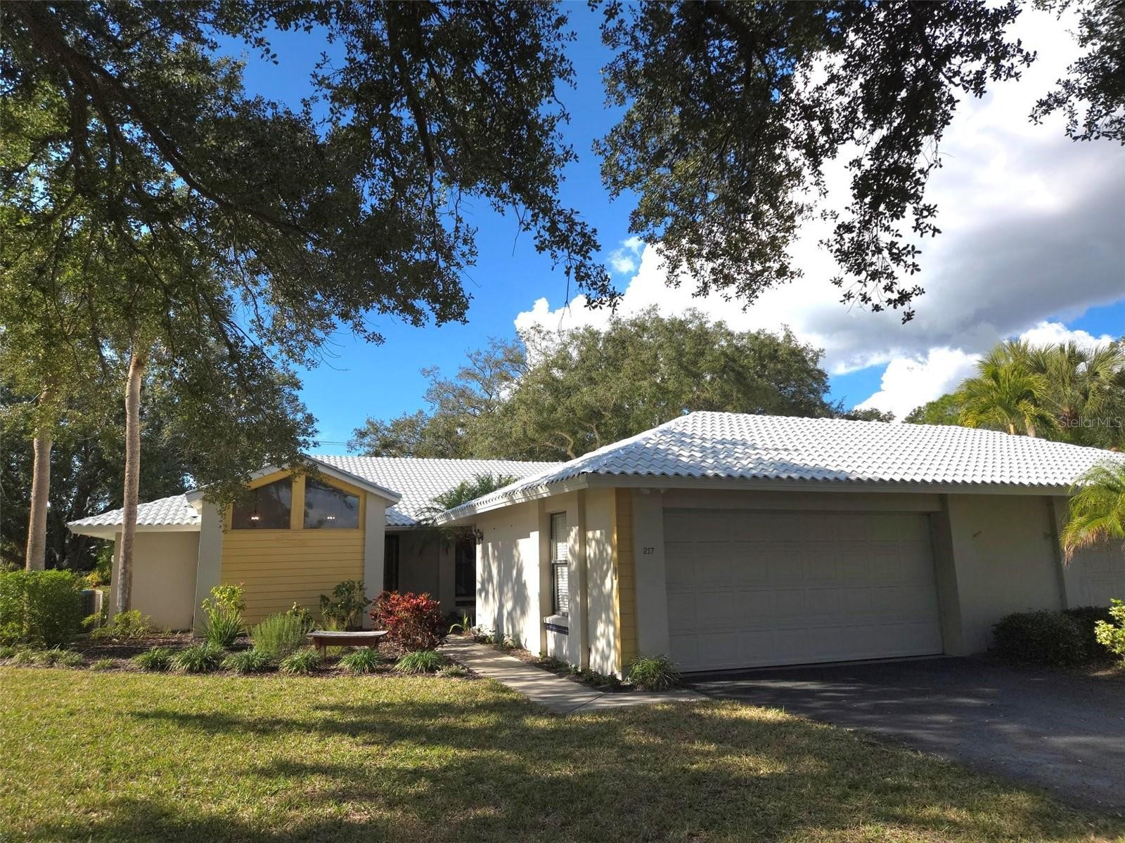 217 SOUTHAMPTON DR #286