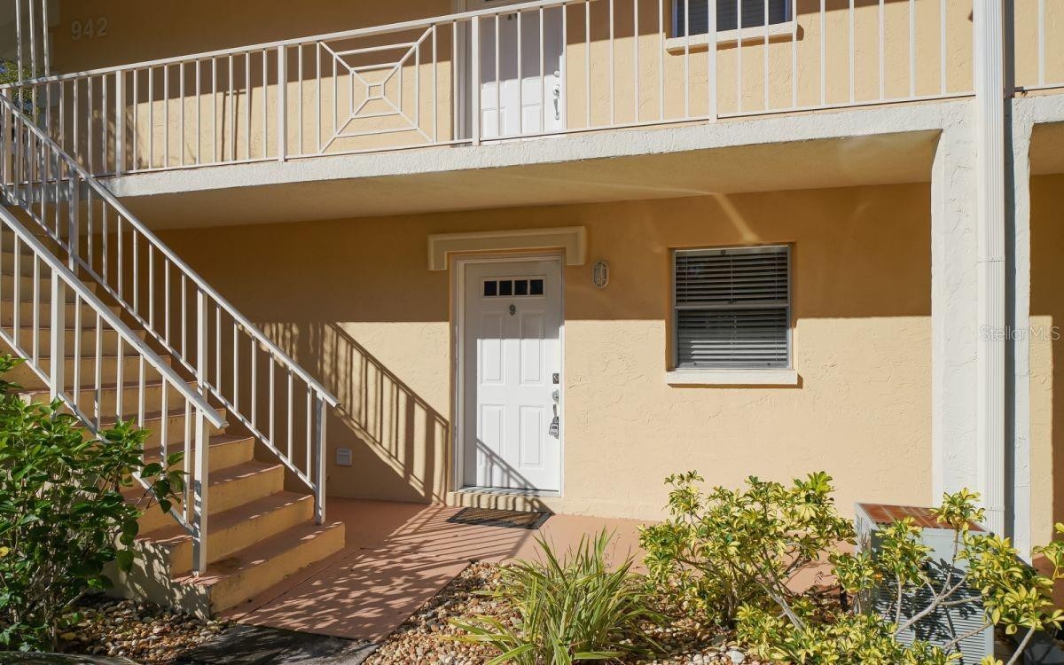 942 LA COSTA CIR #9
