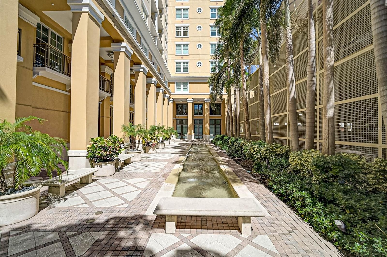 750 N TAMIAMI TRL #1516