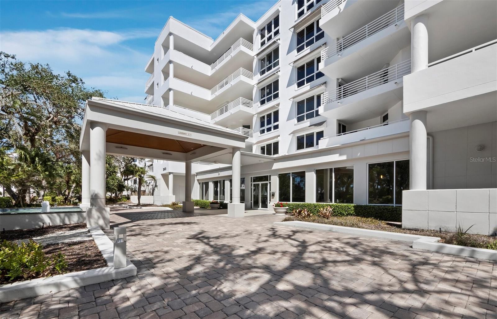 2410 Harbourside Dr #121 Longboat Key Florida 34228