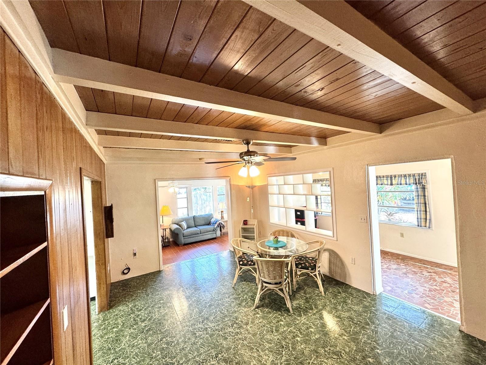 4306 GLORY PL