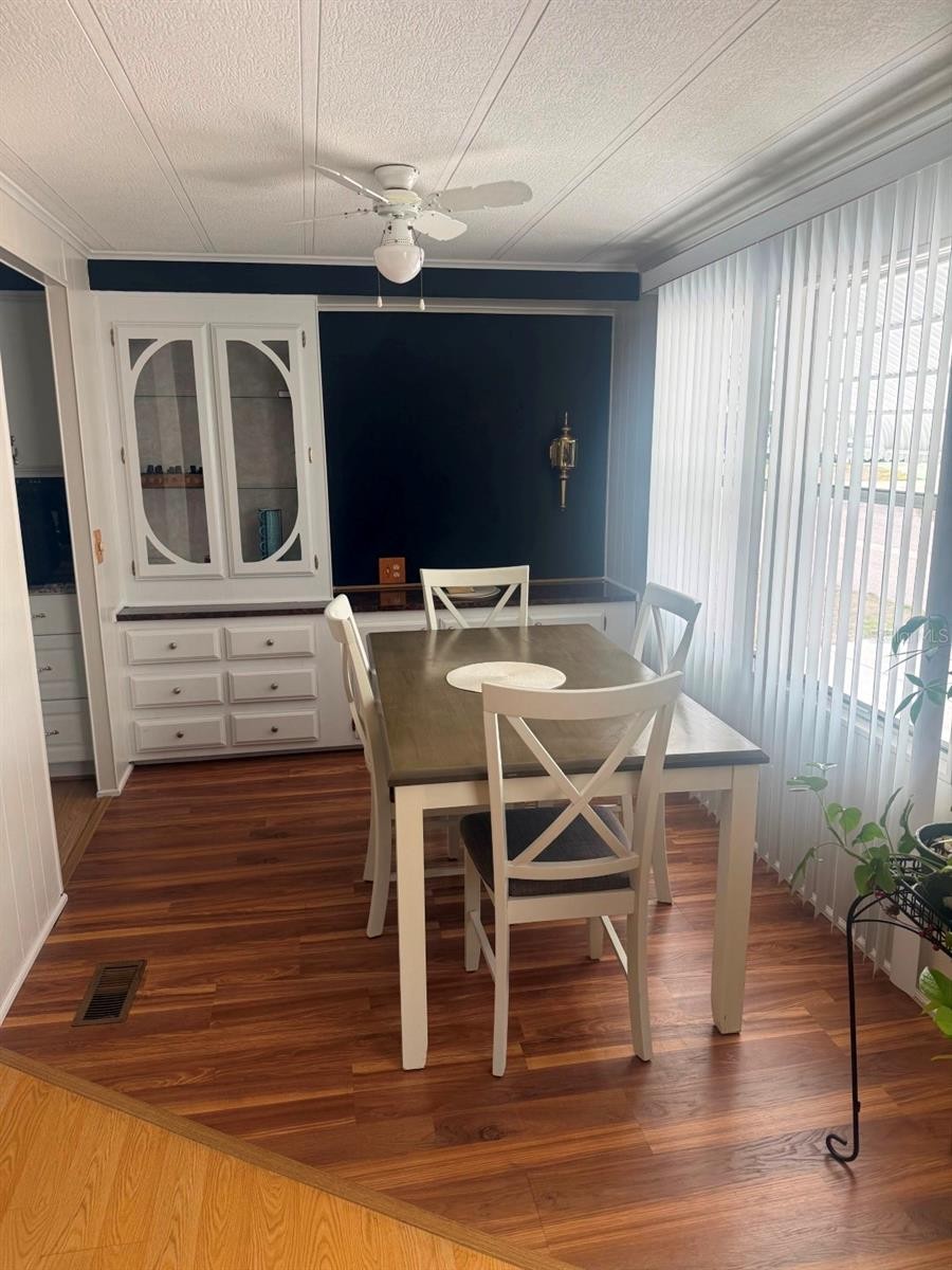 6710 36TH AVE E #111