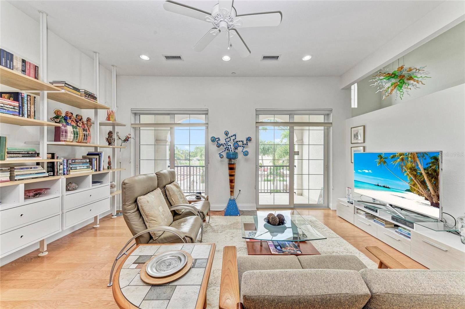 435 NOKOMIS AVE S #312