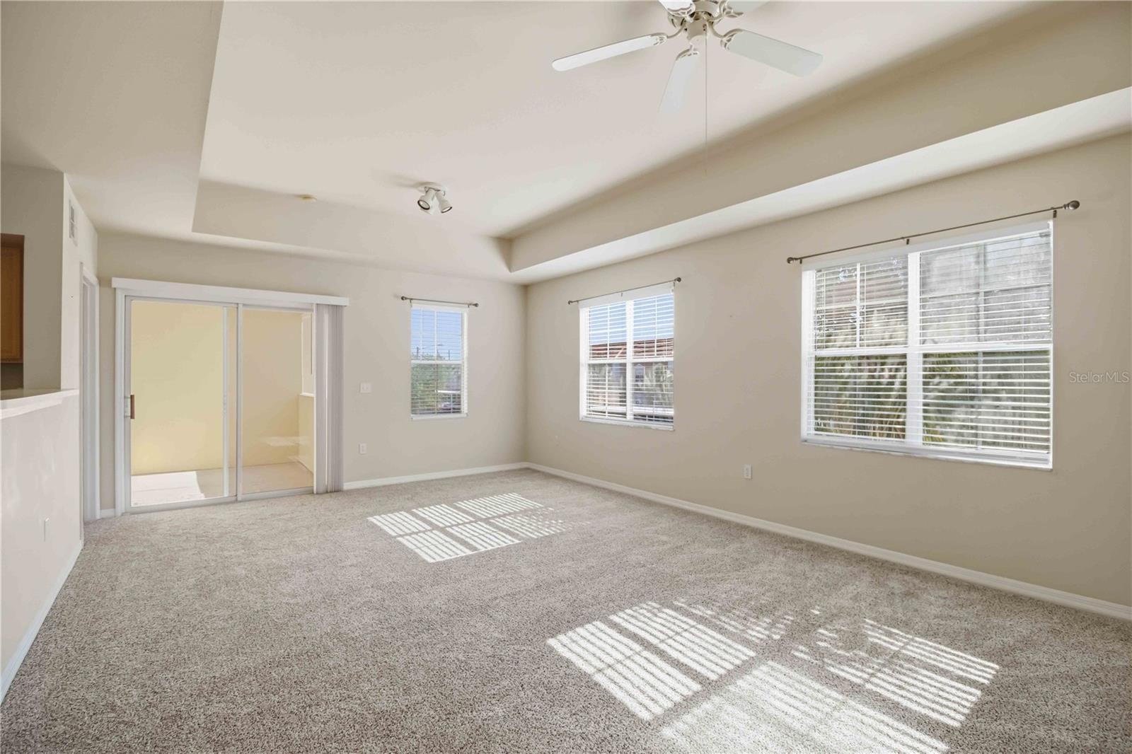 1015 VILLAGIO CIR #201