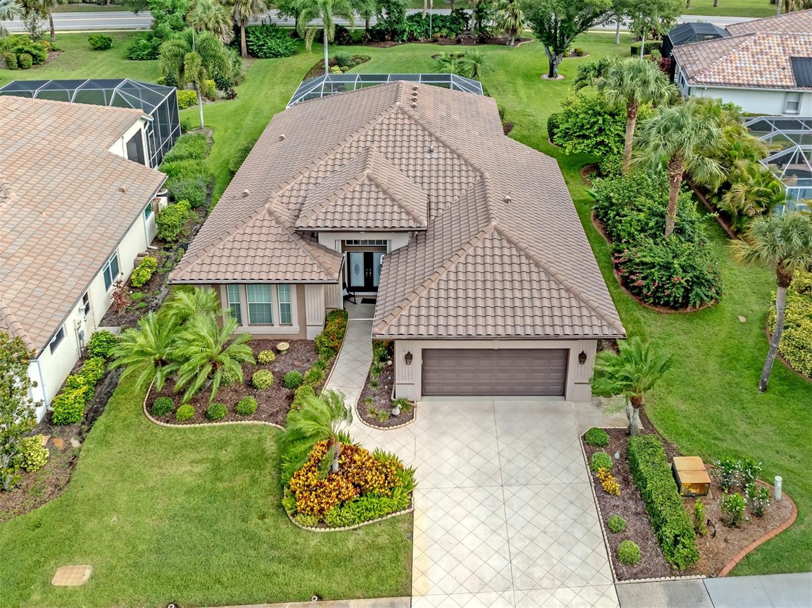 761 SILK OAK DR