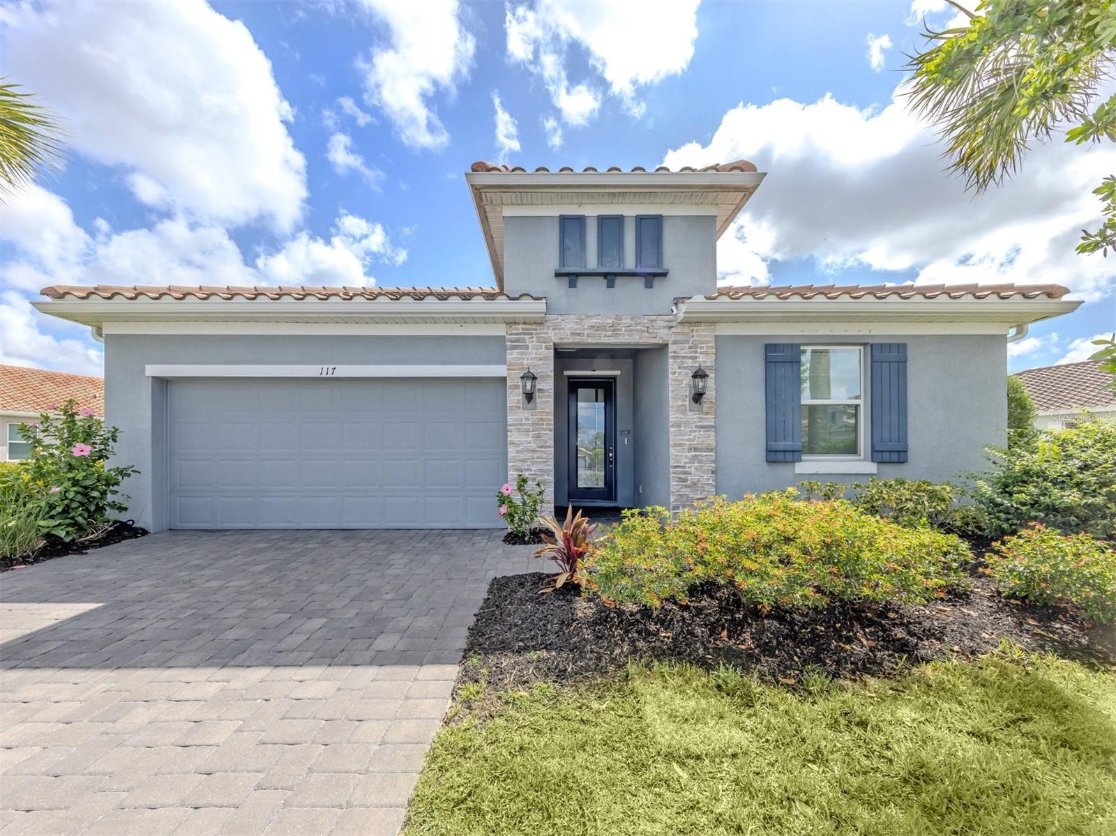 117 DAYLILY BLVD