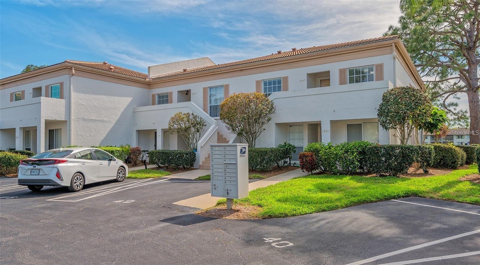 5246 WEDGEWOOD LN #60