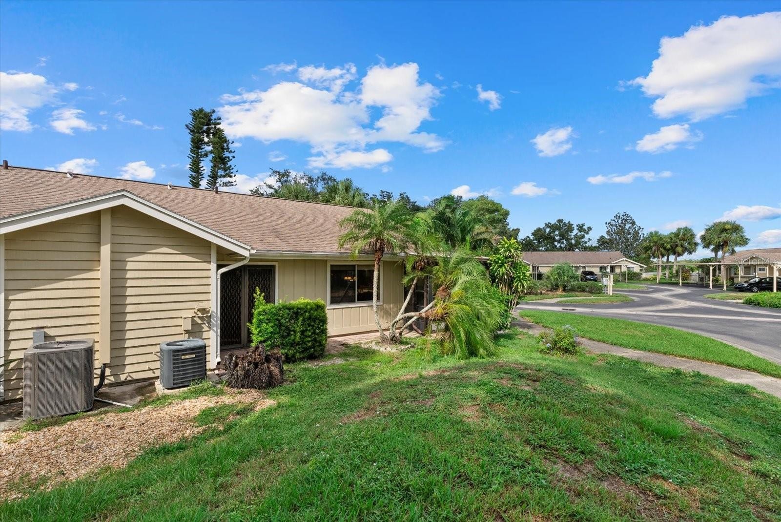 3001 SEAWIND CIR #10C