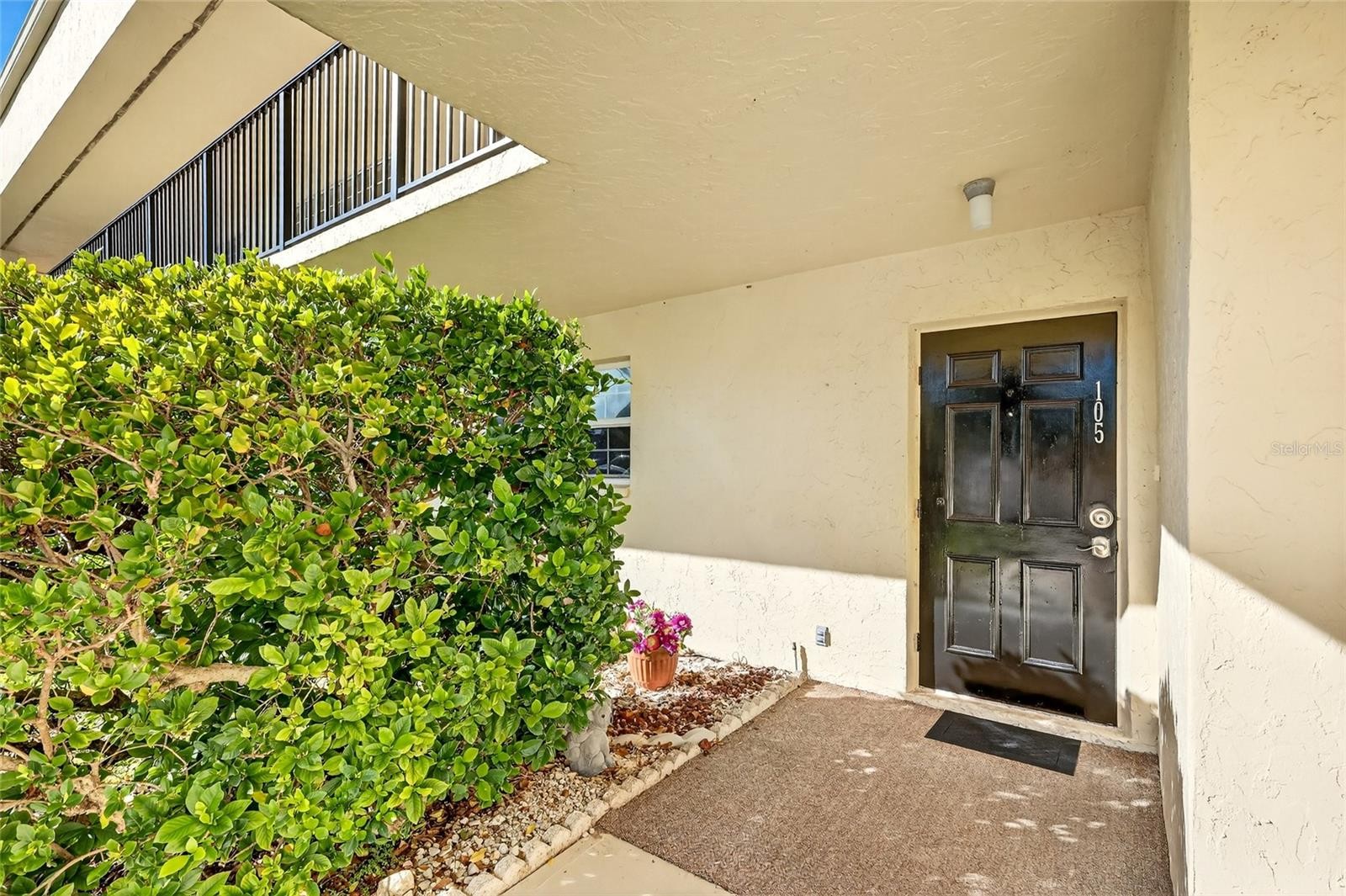 7880 PALM AIRE LN #105