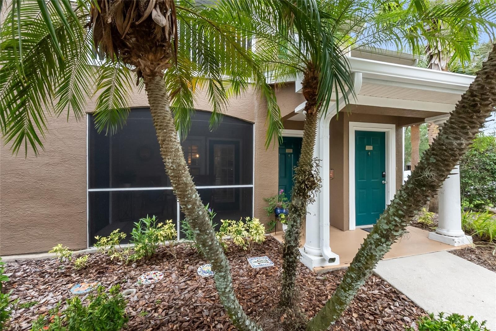 8933 MANOR LOOP #104