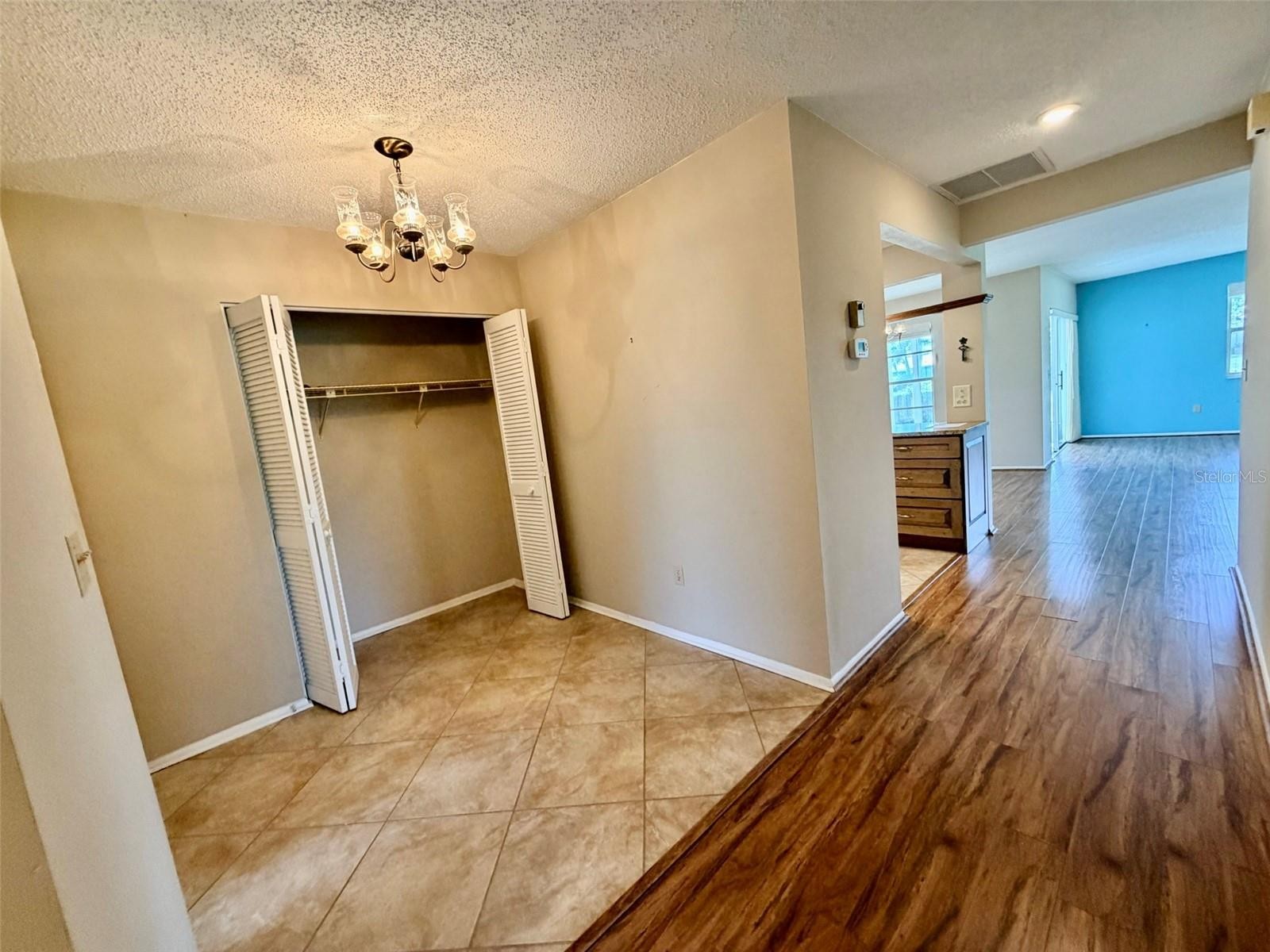 7302 9TH AVE W #7302