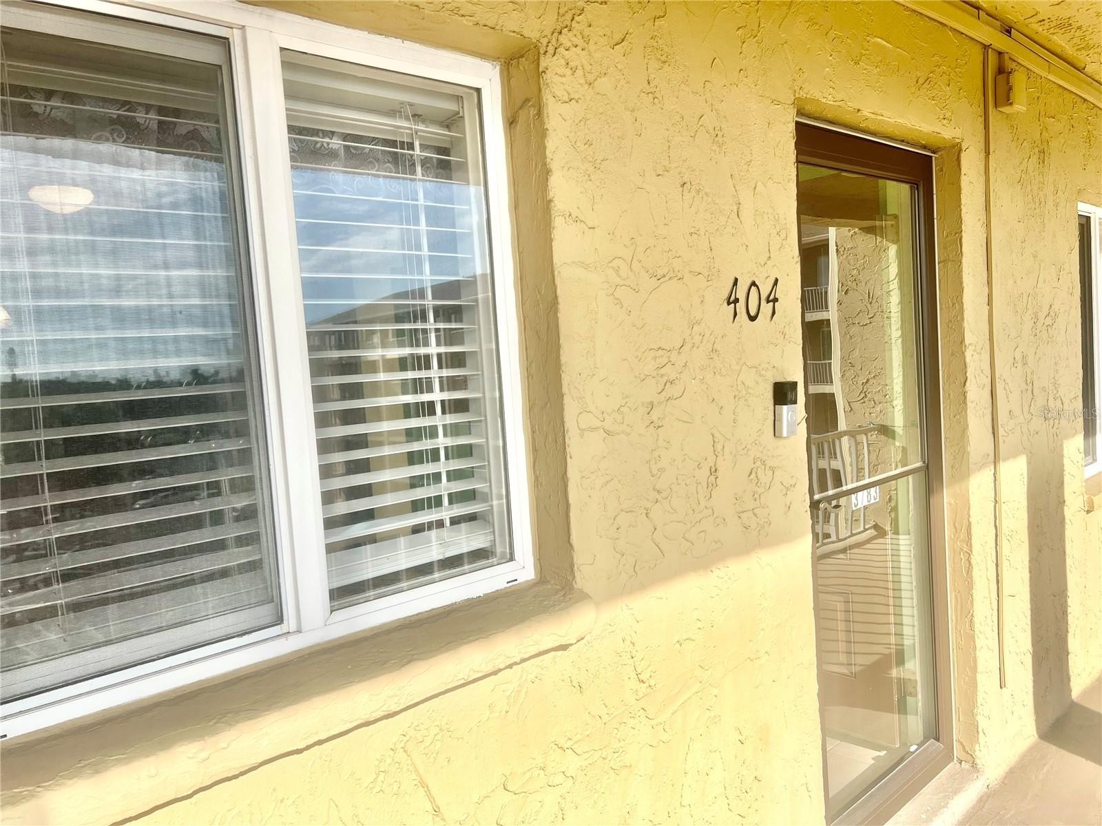 3783 LAKE BAYSHORE DR #H404