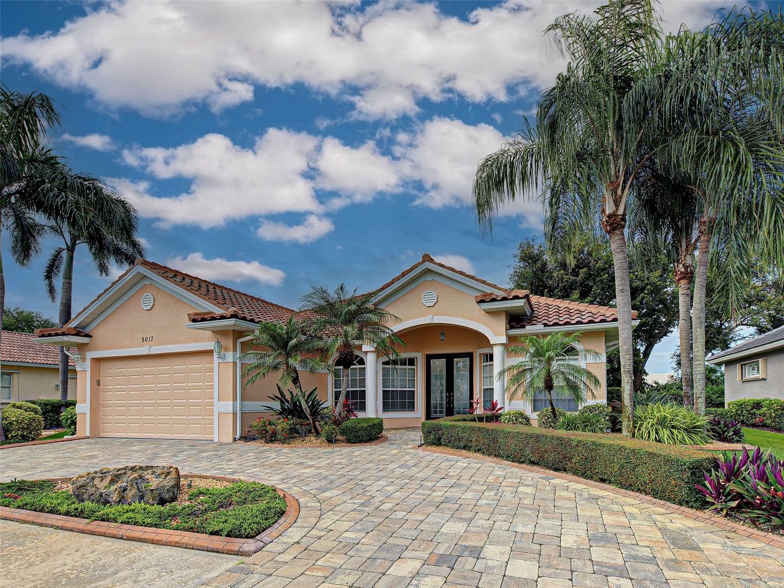 5017 BELLA TERRA DR