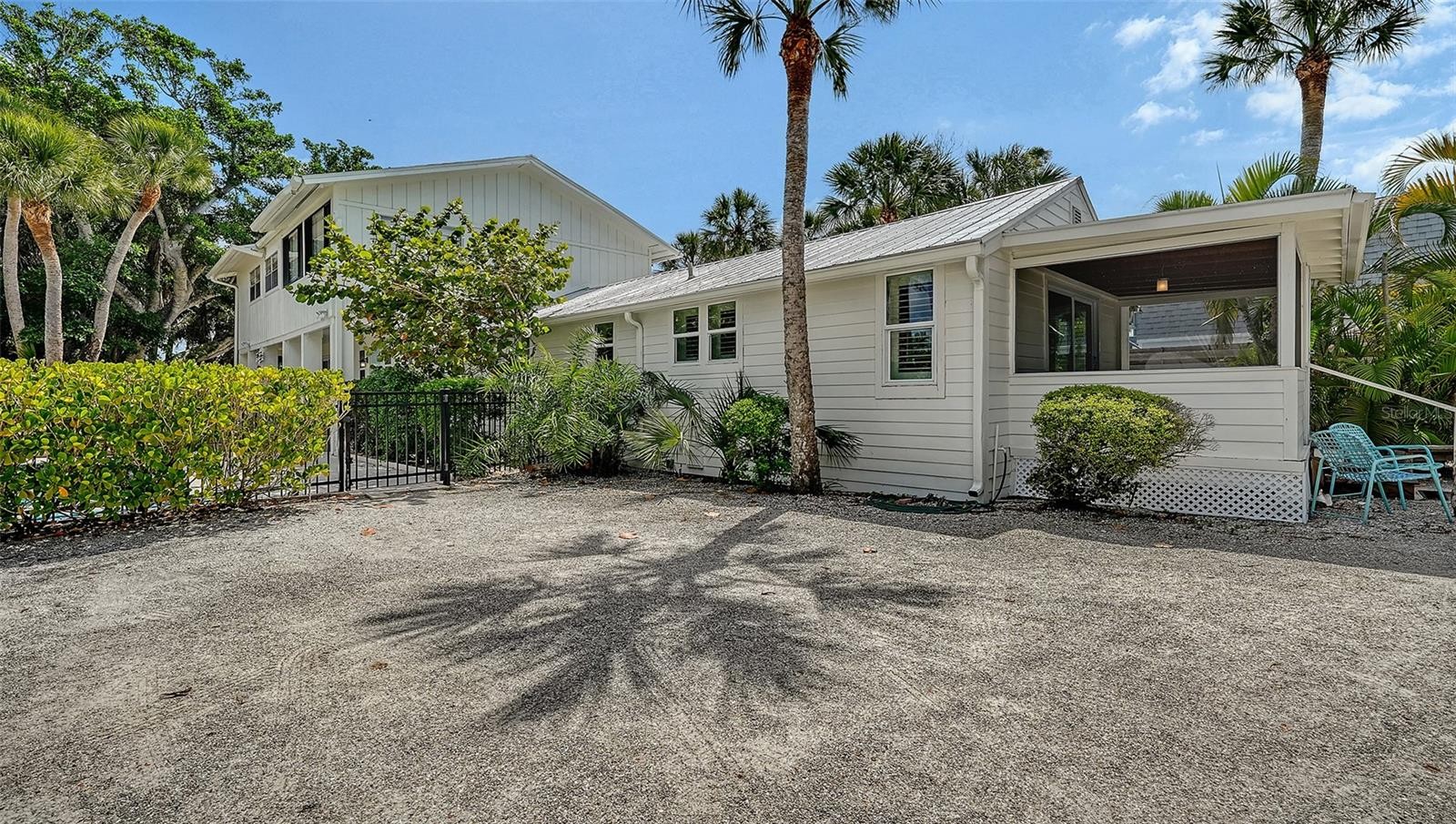 3708 SANDSPUR LN