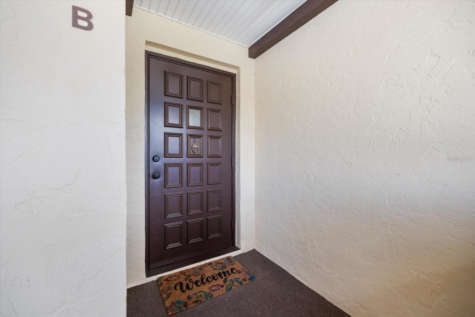 335 THREE LAKES LN #B