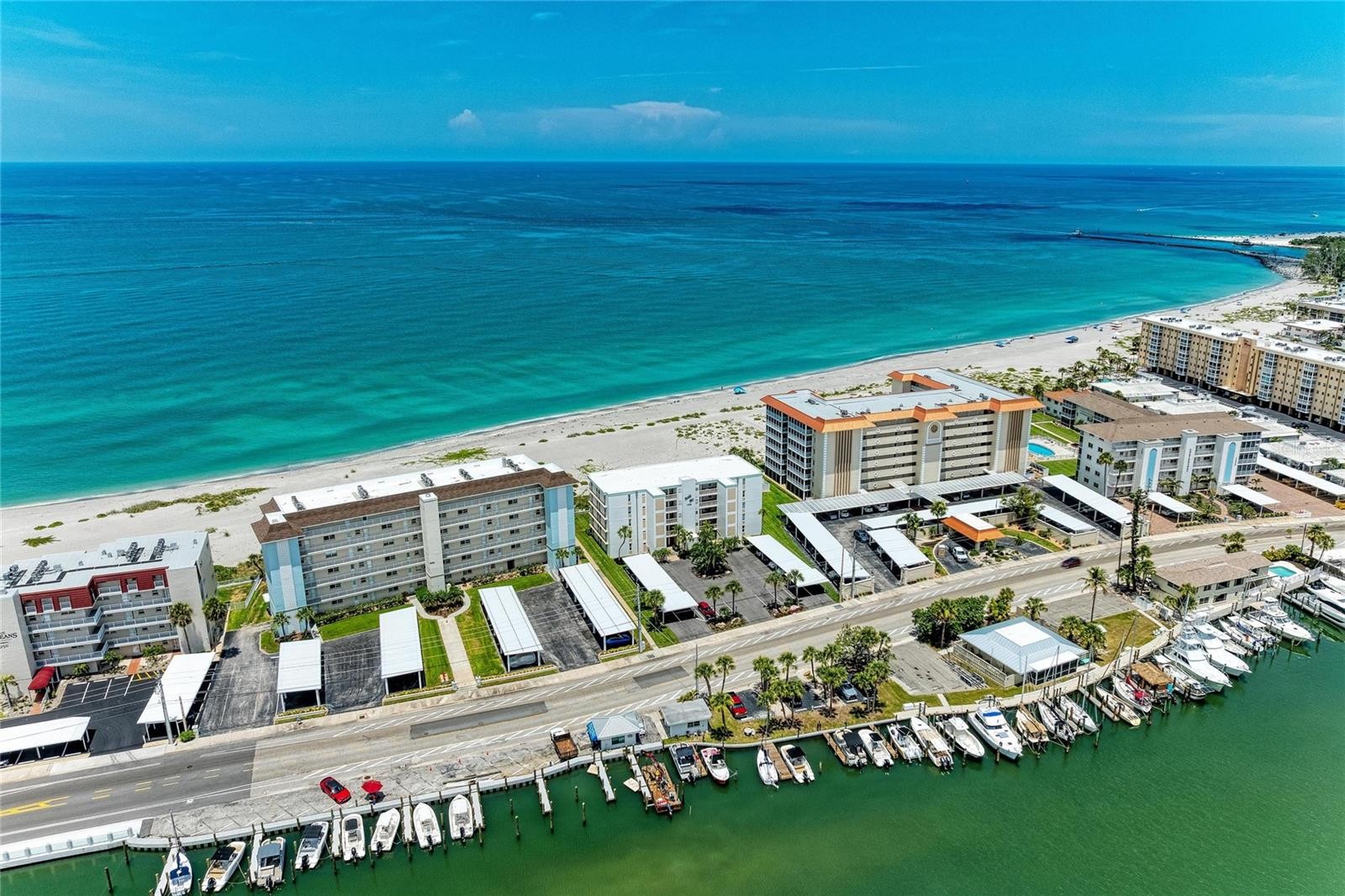 1100 TARPON CENTER DR #104
