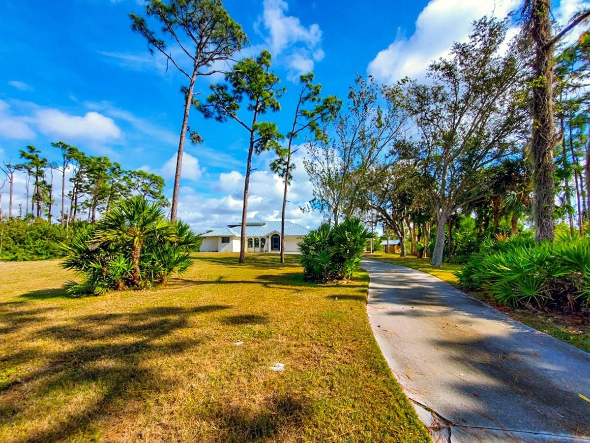 18 RIVERFRONT DR