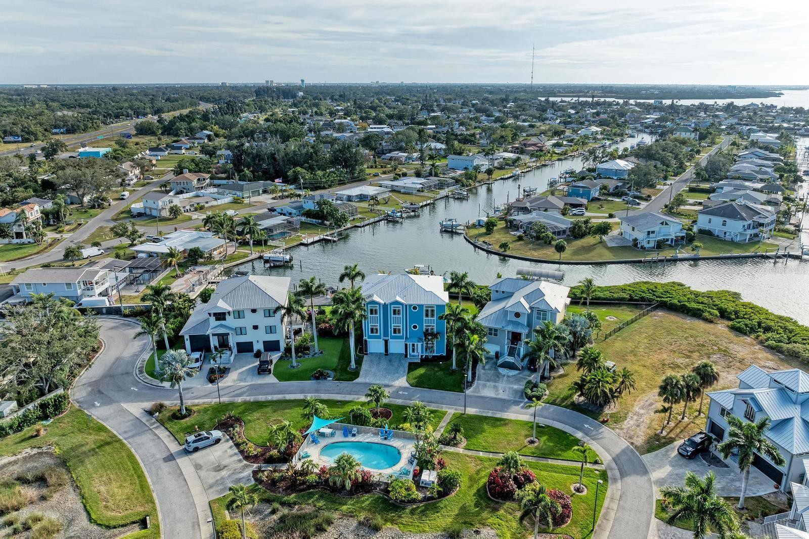 5509 2ND AVENUE CIR W