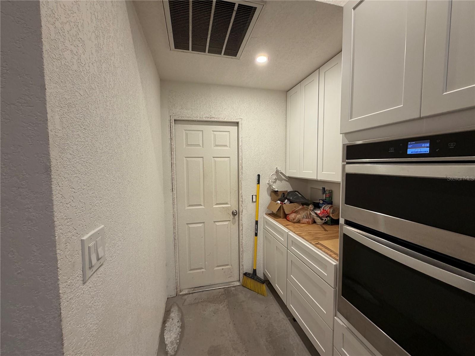 5264 BRICKELL DR
