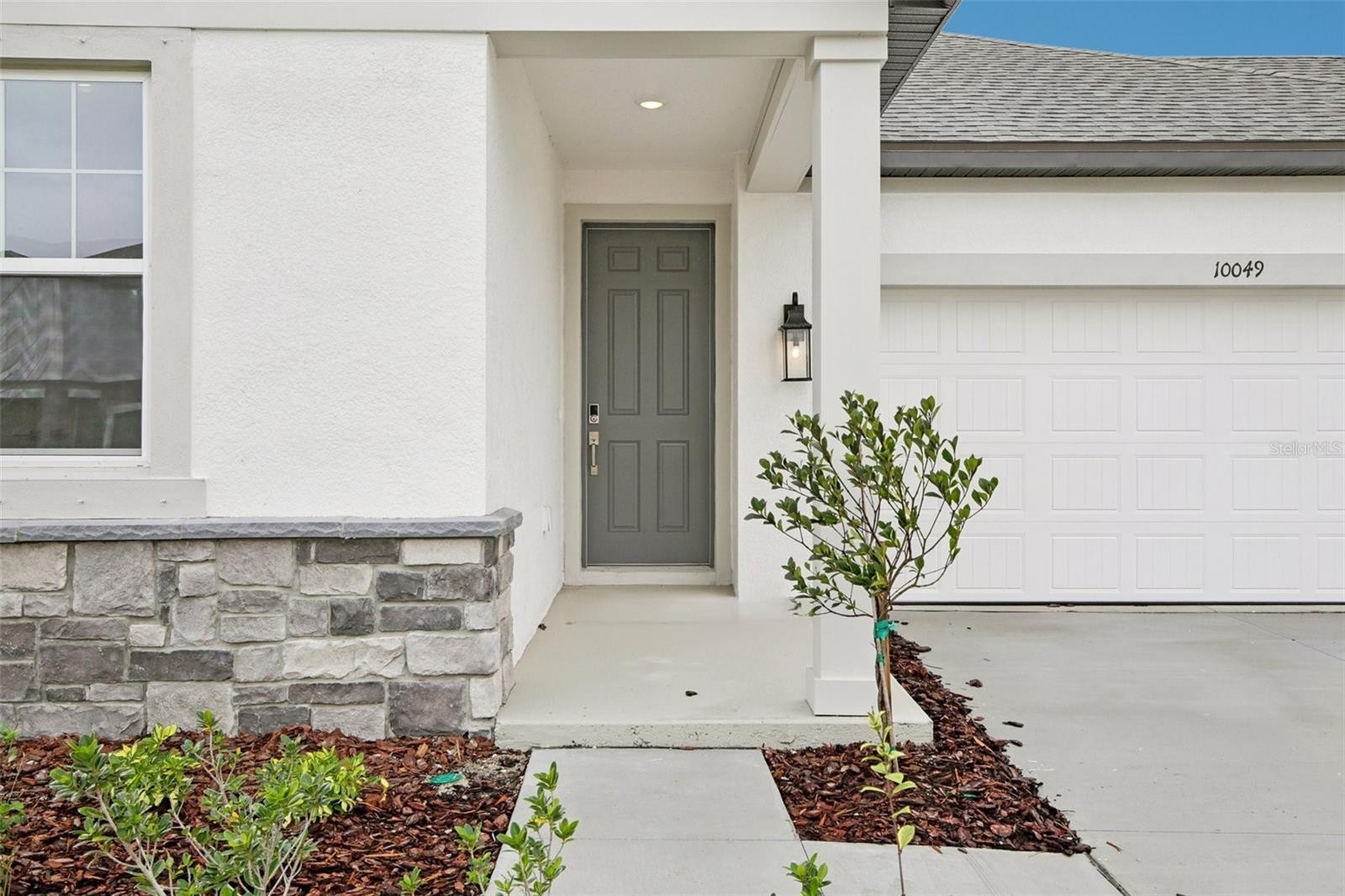 10049 HIDDEN HAMMOCK LOOP