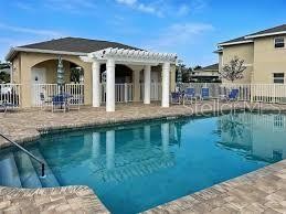 5800 SABAL TRACE DR #401