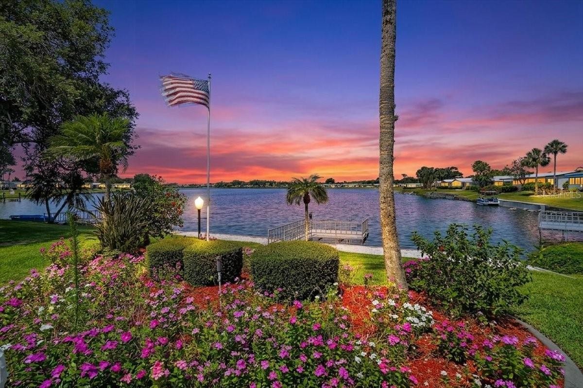 8469 IMPERIAL LAKES CIR