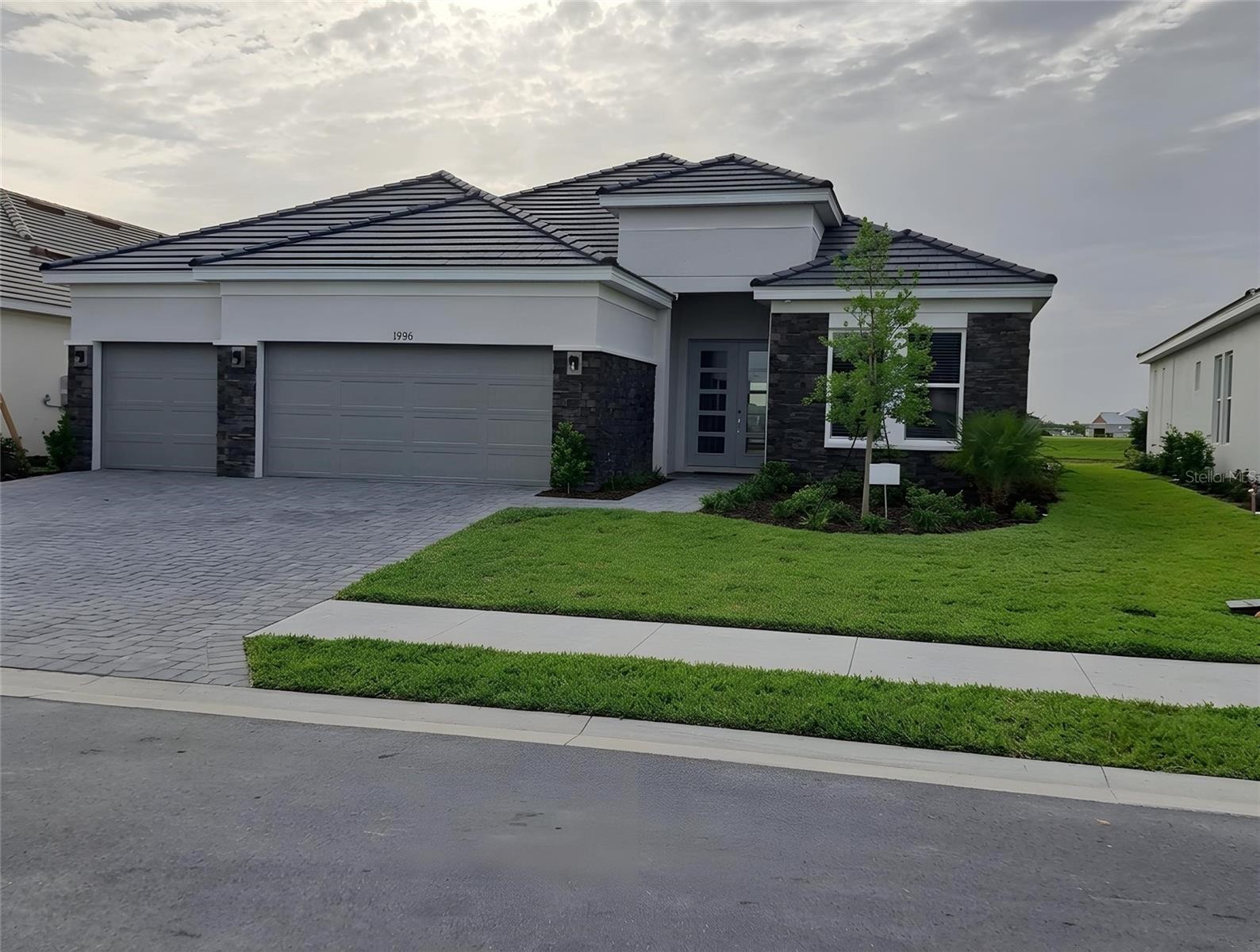 13826 BUCHANAN