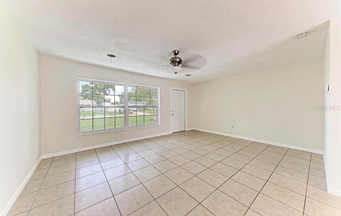 3207 19TH AVE W