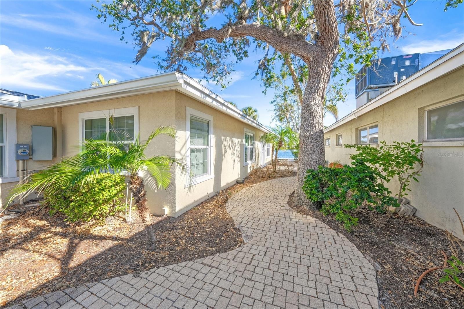 1358 MOONMIST DR #B4