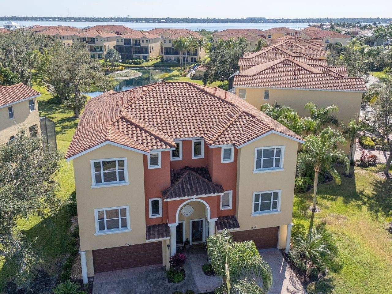 1520 3RD STREET CIR E