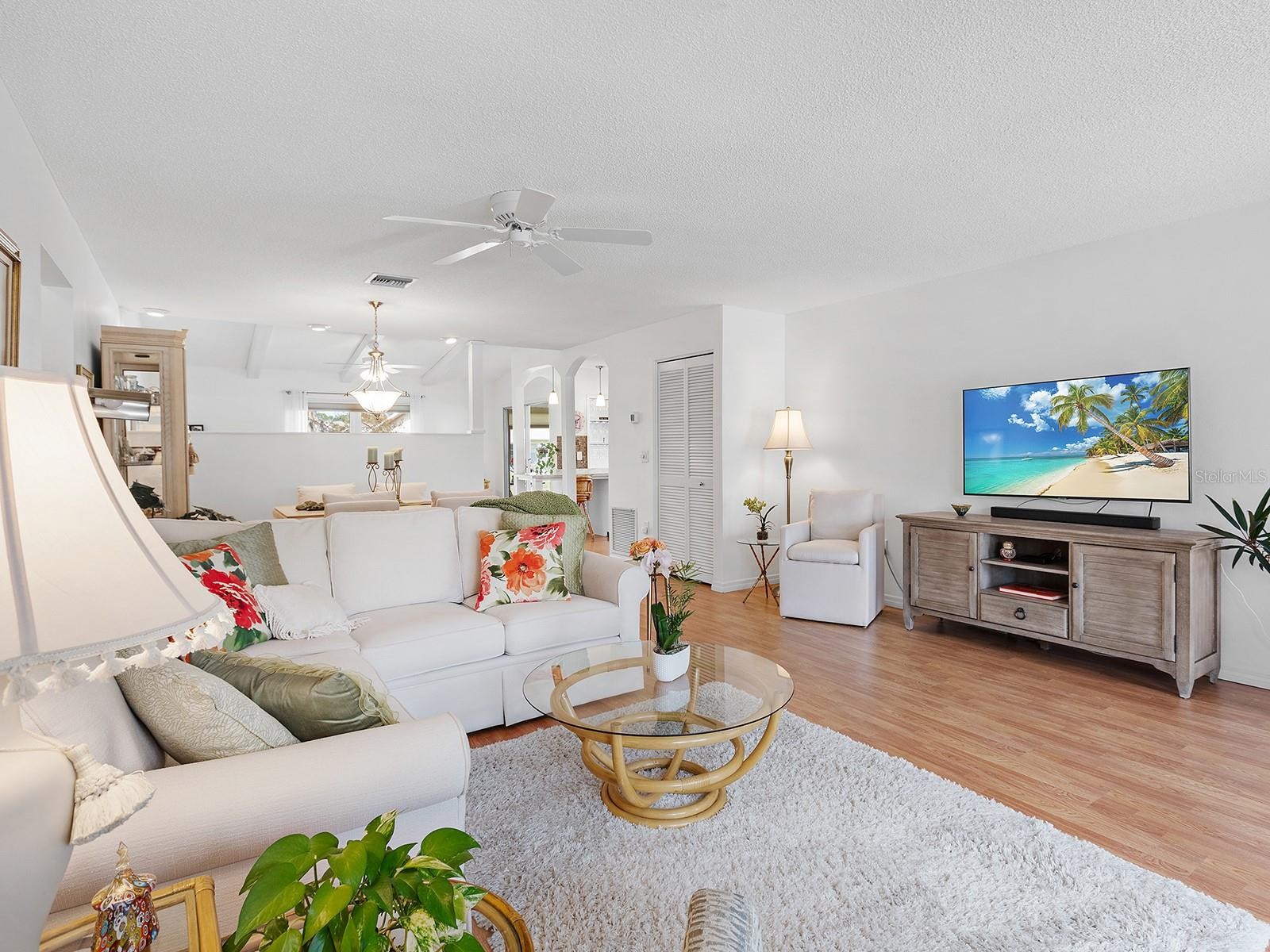 4266 OAKHURST CIR E #3060