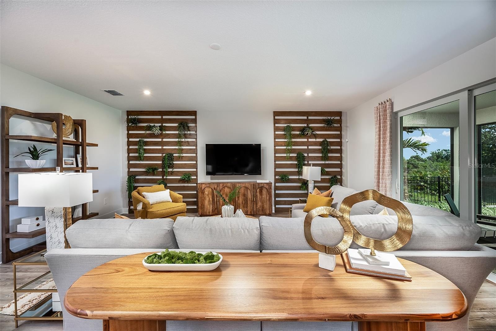 18607 ARBOR VISTA DR