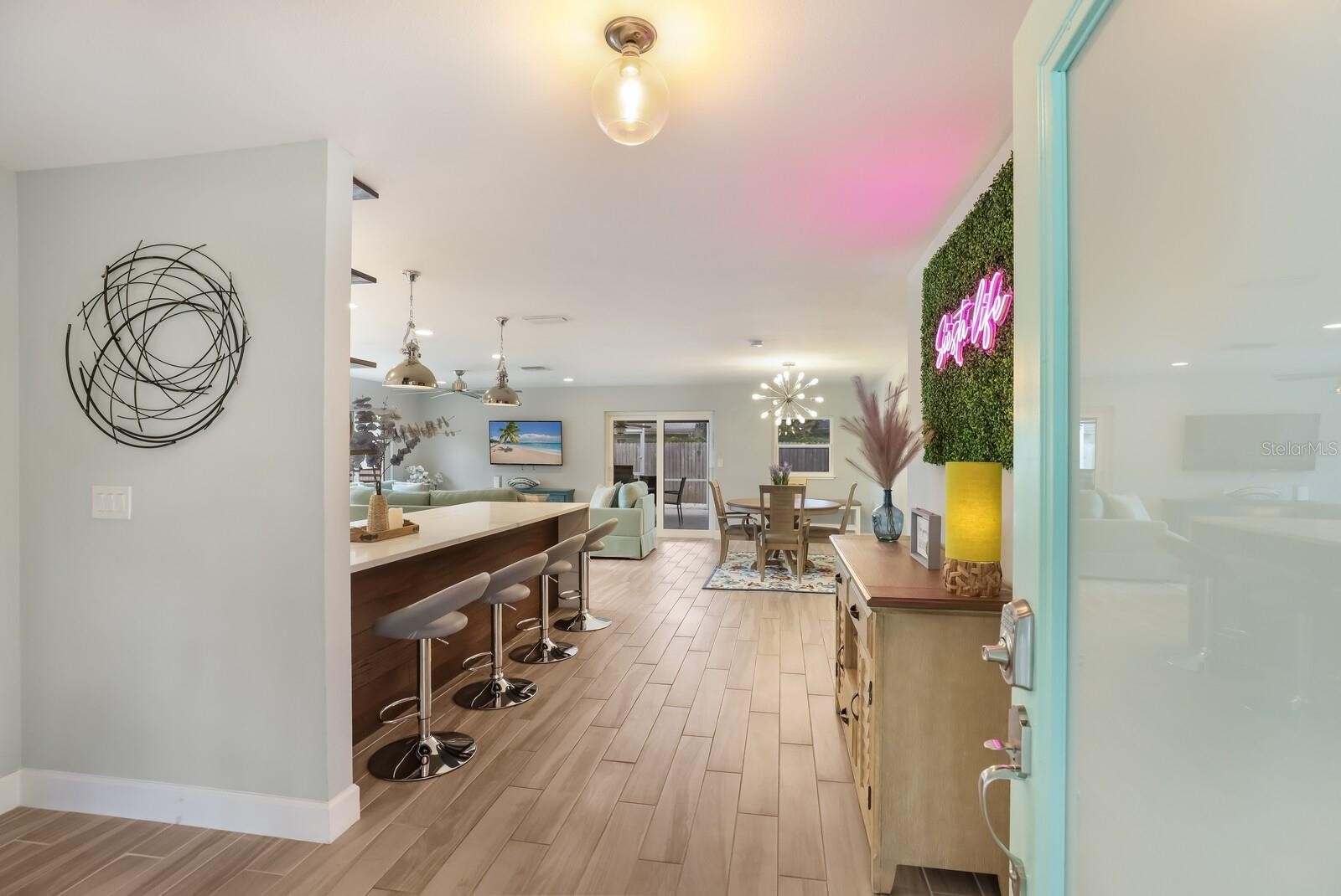 5720 ISANDA PL