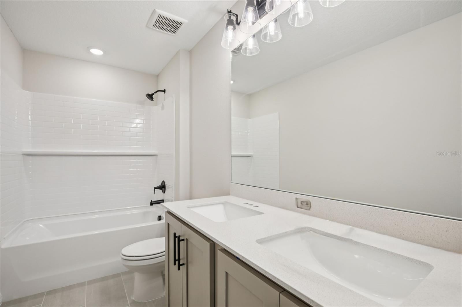 10164 HIDDEN HAMMOCK LOOP