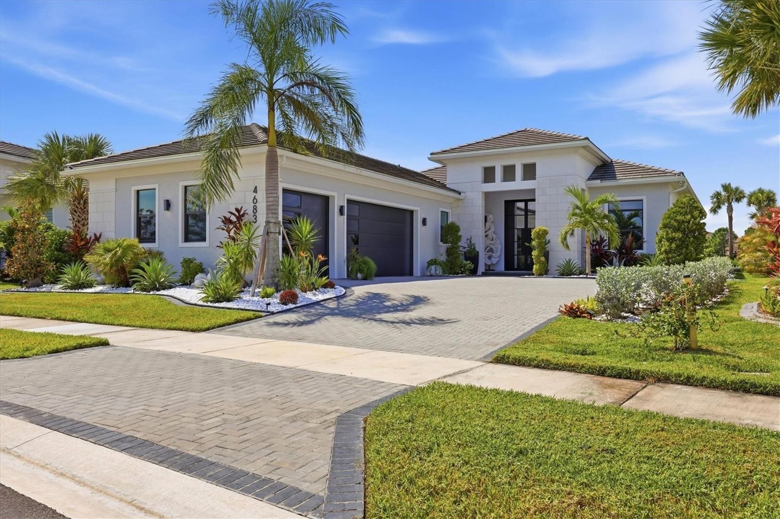 4683 CEDRON CT