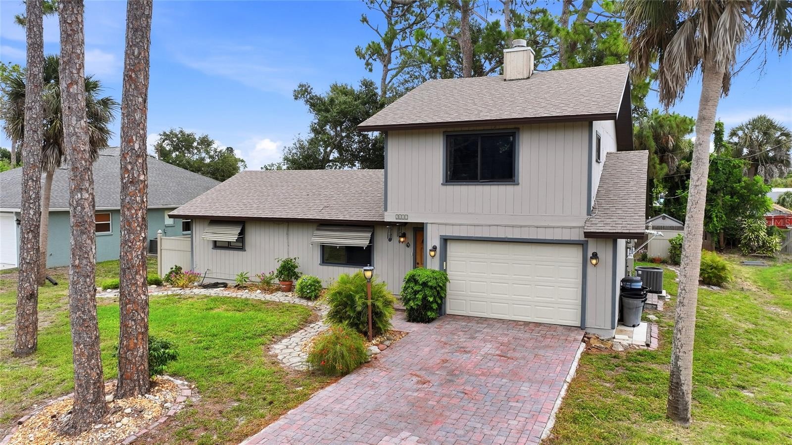 2631 FIESTA DR