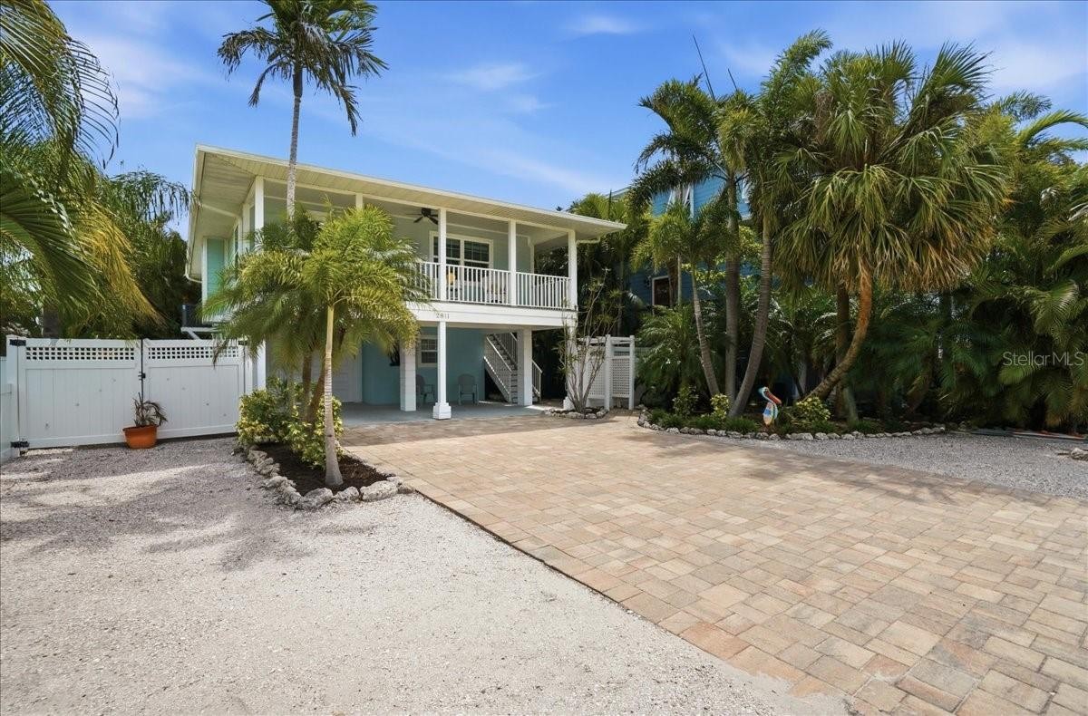 2811 GULF DR