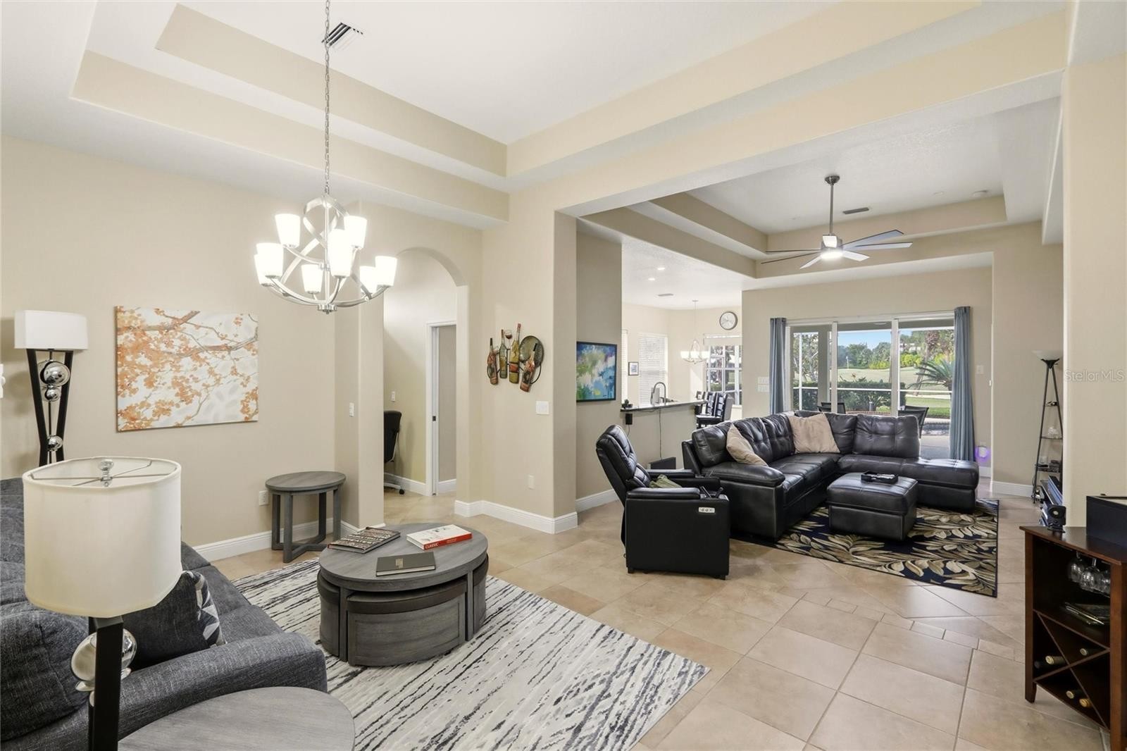 508 FALLBROOK DR