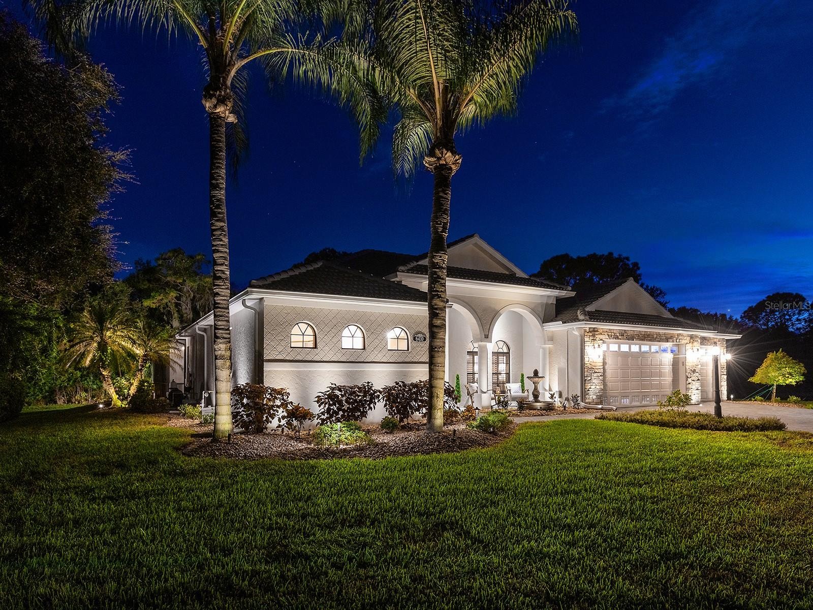 6410 BUTLERS CREST DR