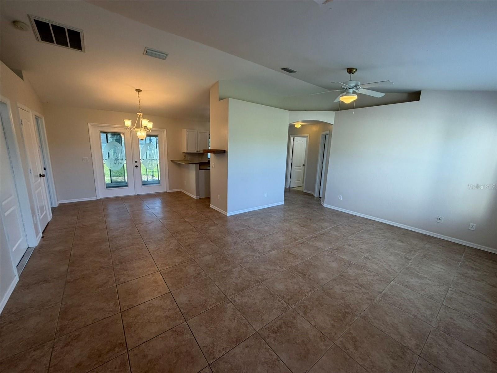 8366 GLOVER AVE