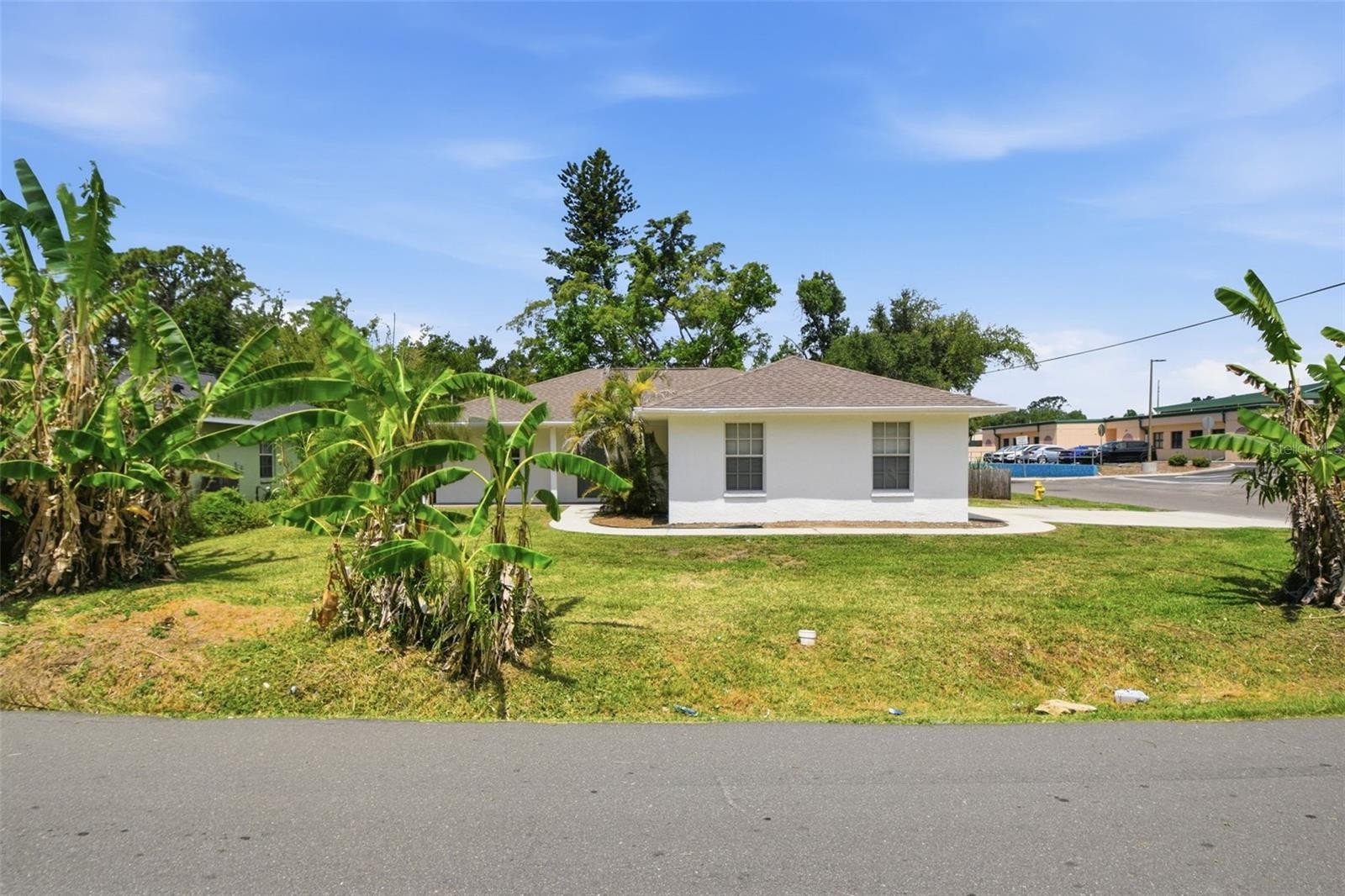 1812 34TH AVE E