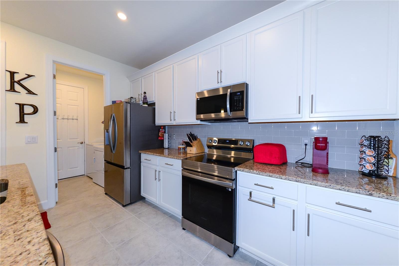 1433 S HABERLAND BLVD